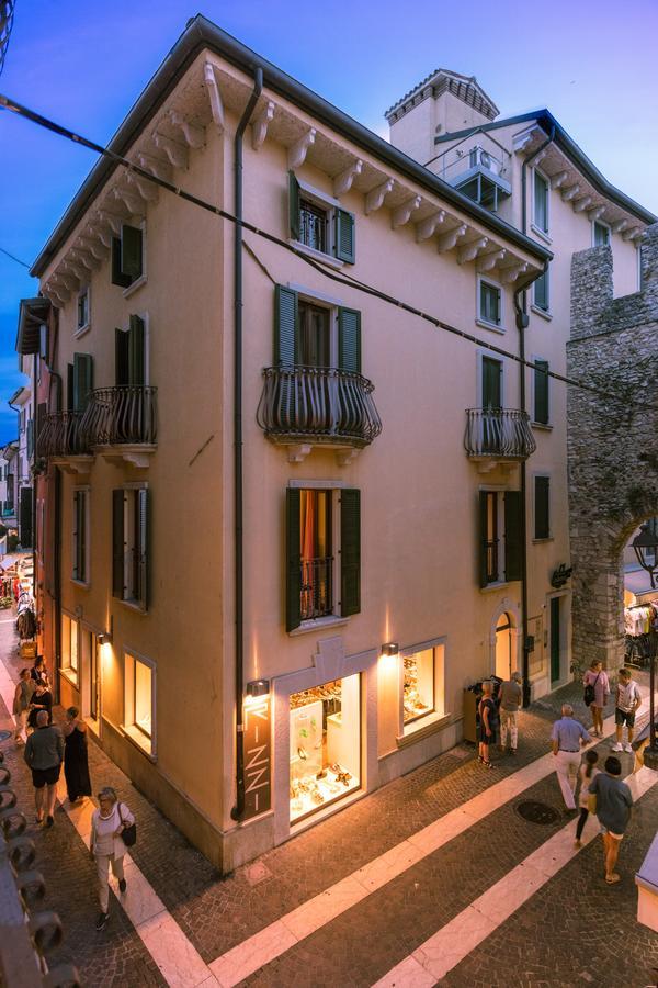 Appartamenti La Grotta バルドリーノ エクステリア 写真